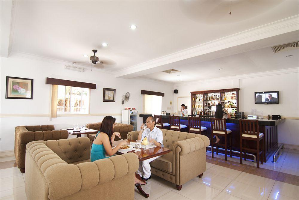 Panglao Regents Park Resort Exteriör bild